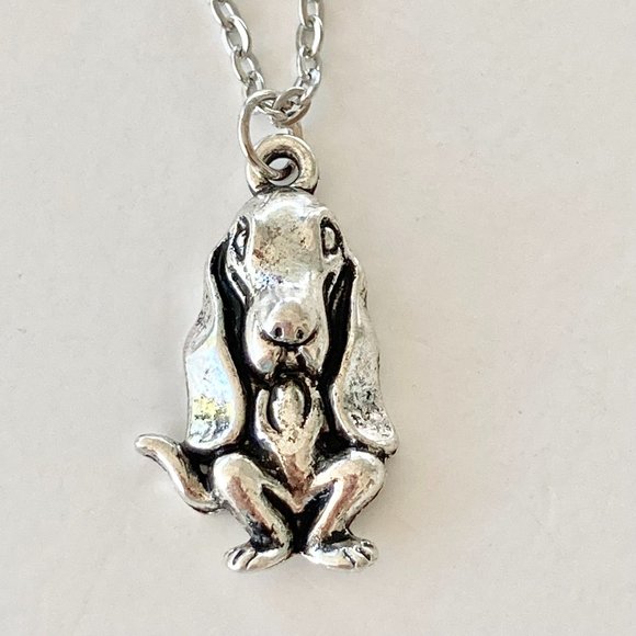Silver Bassett Hound Dog Necklace Pendant Vet Tech Gift Rescue Stainless Steel - Picture 1 of 9
